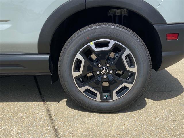 new 2024 Ford Bronco Sport car, priced at $33,250