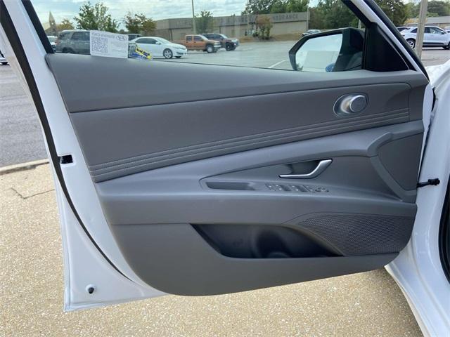 used 2025 Hyundai Elantra car, priced at $21,995