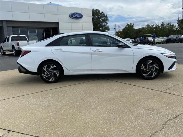 used 2025 Hyundai Elantra car, priced at $21,995