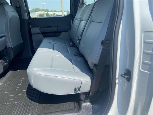 new 2025 Ford F-250 car, priced at $52,995