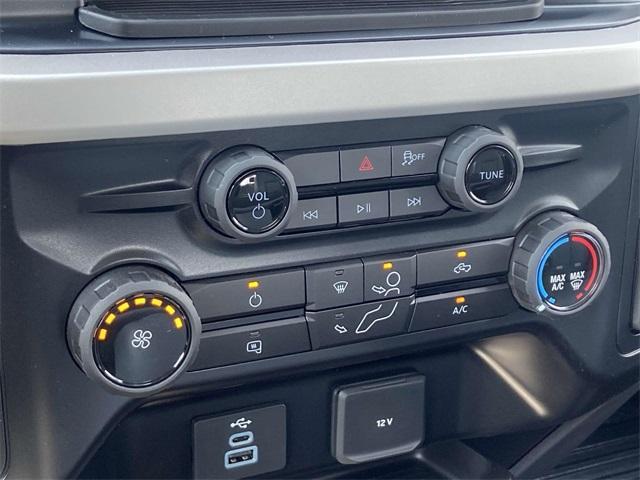 new 2025 Ford F-250 car, priced at $52,995