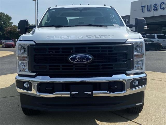 new 2025 Ford F-250 car, priced at $52,995