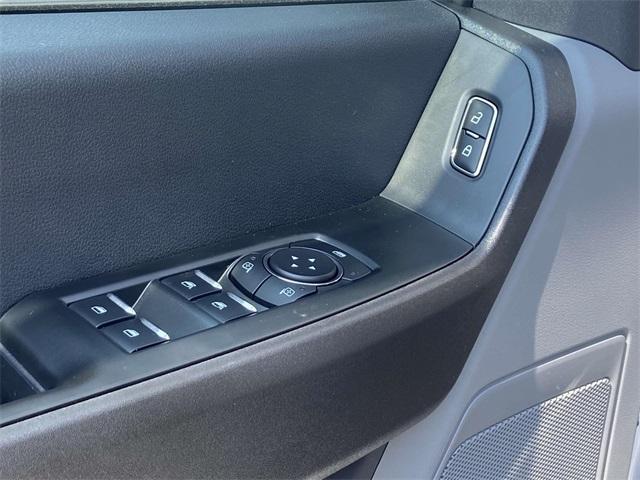 new 2025 Ford F-250 car, priced at $52,995