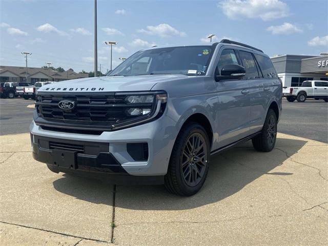 new 2025 Ford Expedition car, priced at $84,235