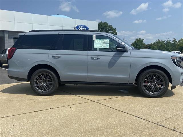new 2025 Ford Expedition car, priced at $84,235