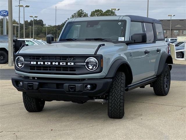 new 2024 Ford Bronco car, priced at $48,995