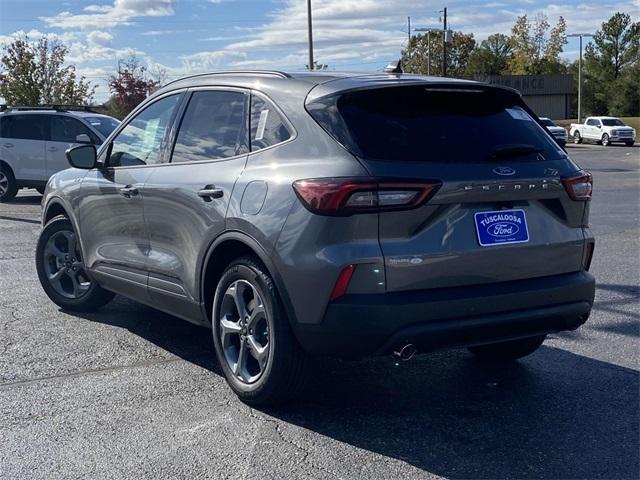 new 2025 Ford Escape car, priced at $29,995