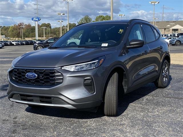 new 2025 Ford Escape car, priced at $29,995