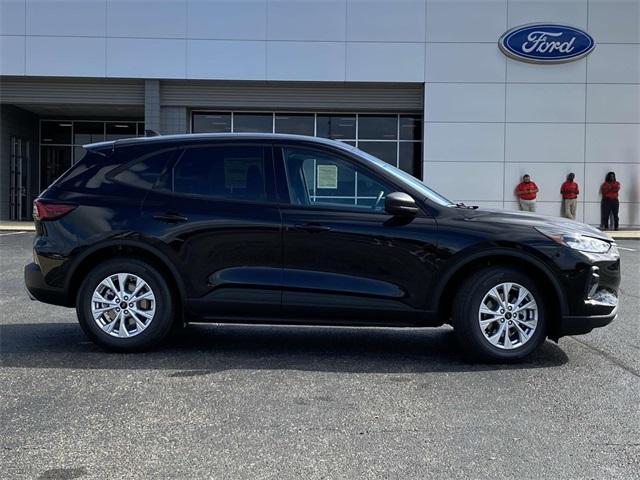 new 2025 Ford Escape car, priced at $27,995