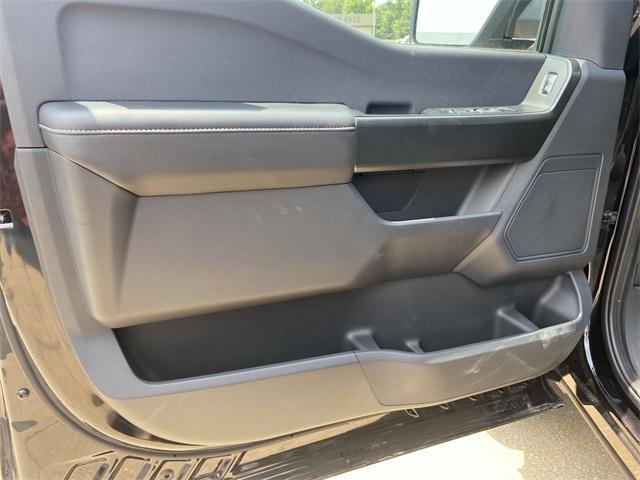new 2025 Ford F-150 car, priced at $50,977