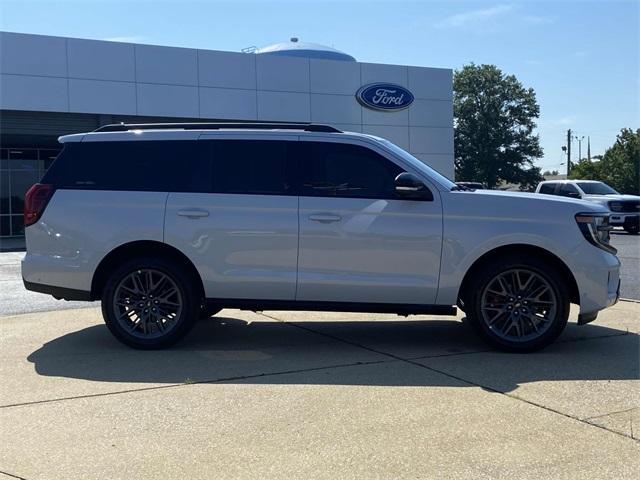 new 2025 Ford Expedition car, priced at $83,130