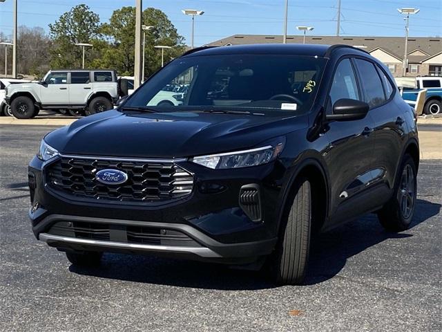 new 2025 Ford Escape car, priced at $31,475