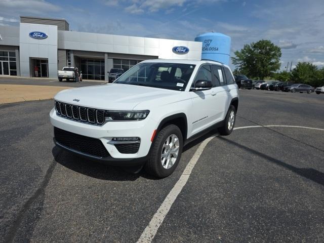 used 2023 Jeep Grand Cherokee car, priced at $29,995