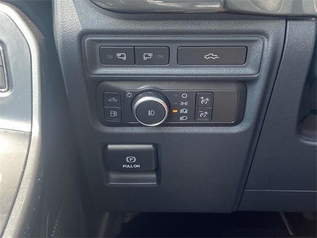 used 2022 Ford F-150 car, priced at $33,500