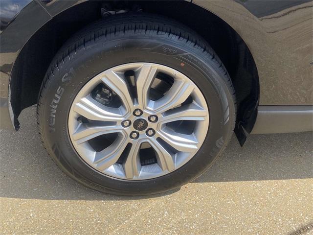 used 2024 Ford Edge car, priced at $26,995