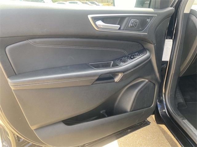 used 2024 Ford Edge car, priced at $26,995