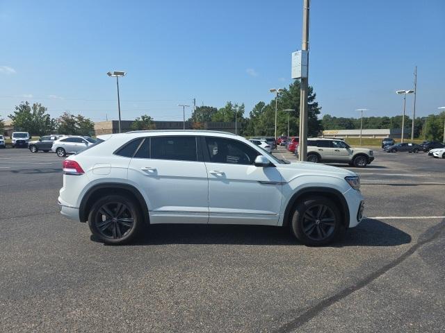 used 2021 Volkswagen Atlas Cross Sport car, priced at $25,995