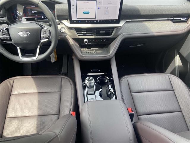 new 2025 Ford Explorer car, priced at $45,782