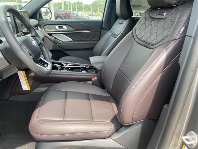 new 2025 Ford Explorer car, priced at $45,782