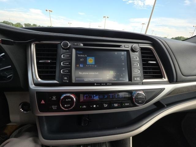 used 2018 Toyota Highlander car, priced at $25,500