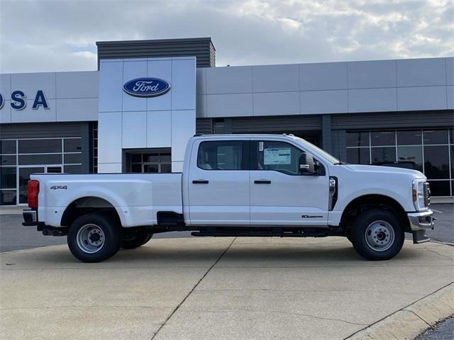 new 2024 Ford F-350 car, priced at $62,995