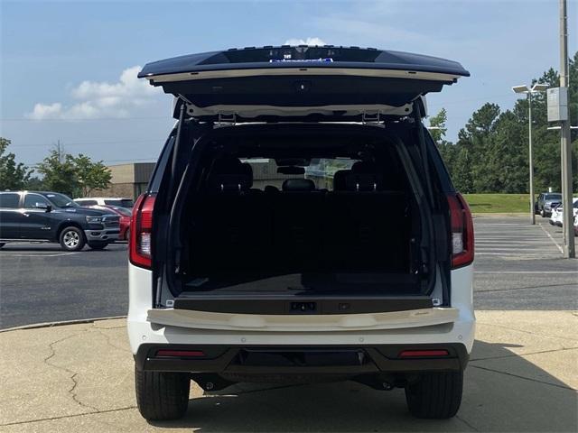 new 2025 Ford Expedition car, priced at $81,995