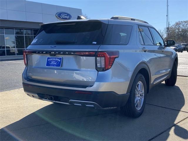 new 2025 Ford Explorer car, priced at $40,495