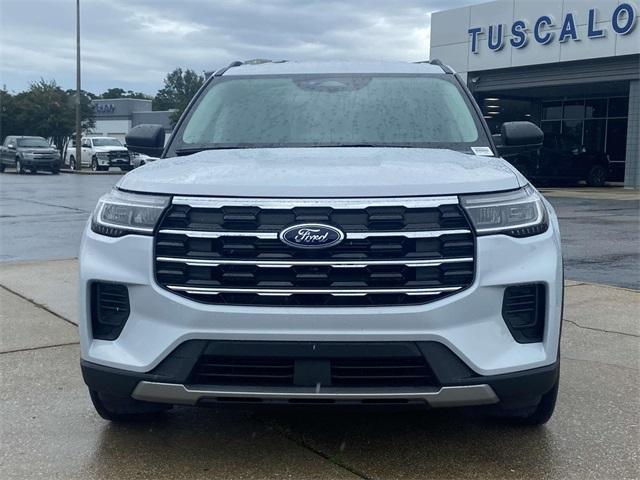 new 2025 Ford Explorer car, priced at $35,995