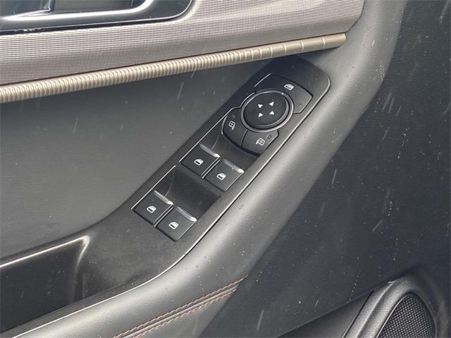 new 2025 Ford Explorer car, priced at $35,995