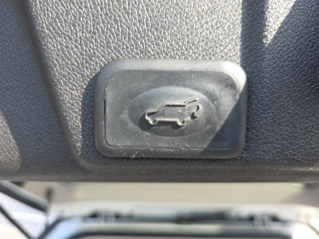 used 2016 Chevrolet Traverse car, priced at $8,500