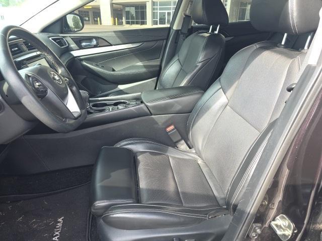 used 2017 Nissan Maxima car, priced at $11,995