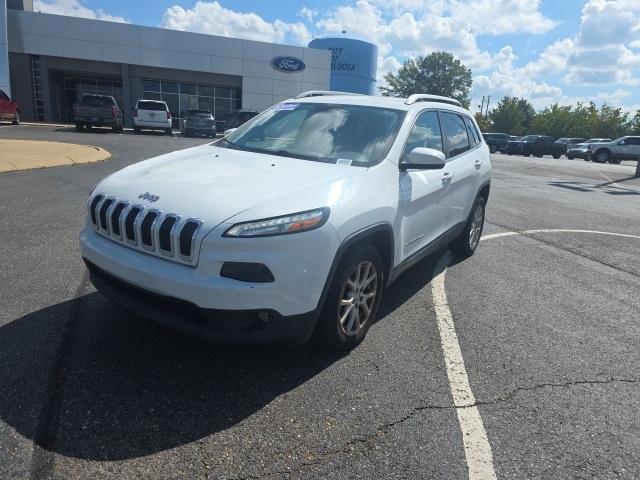 used 2017 Jeep Cherokee car, priced at $10,995