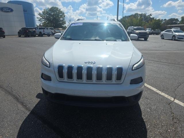 used 2017 Jeep Cherokee car, priced at $10,995