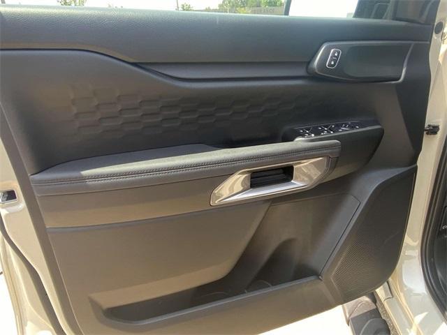 new 2025 Ford Ranger car, priced at $43,947