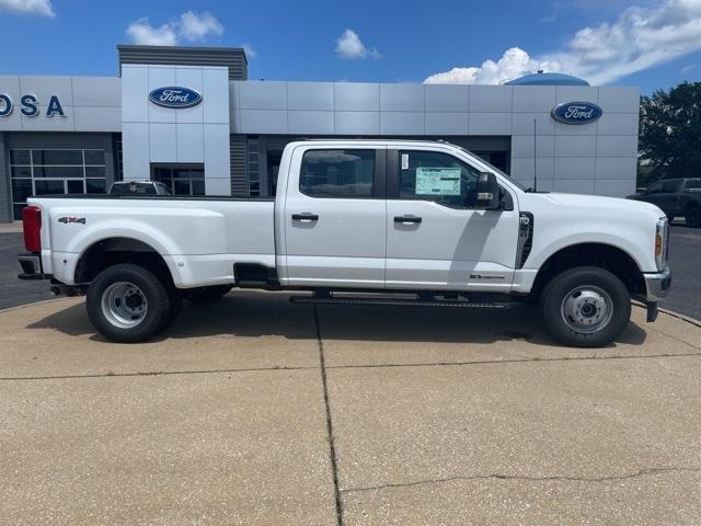 new 2025 Ford F-350 car, priced at $65,995