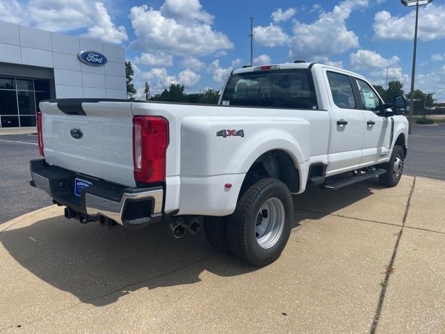 new 2025 Ford F-350 car, priced at $65,995