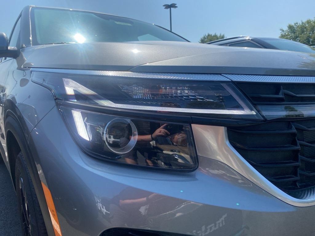 new 2026 Kia Seltos car, priced at $28,775