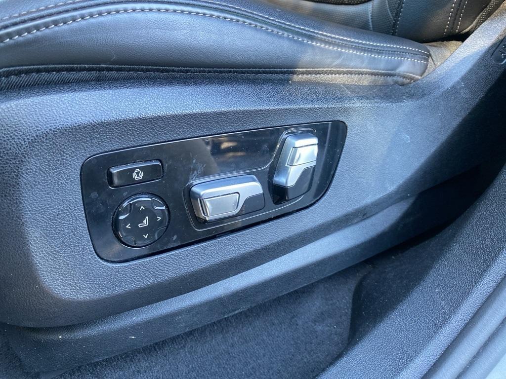 used 2024 BMW X6 car, priced at $61,131