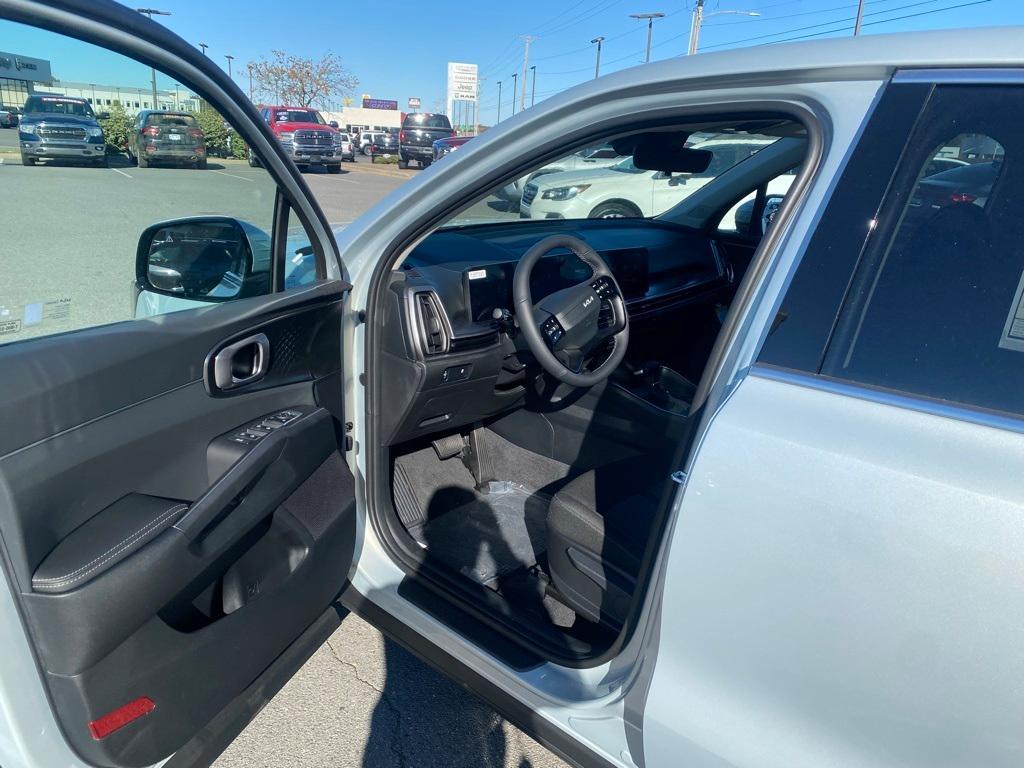 new 2026 Kia Sorento car, priced at $33,635