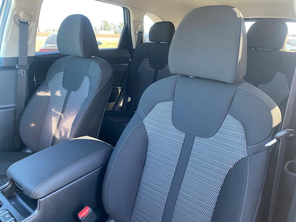 new 2026 Kia Sorento car, priced at $33,635