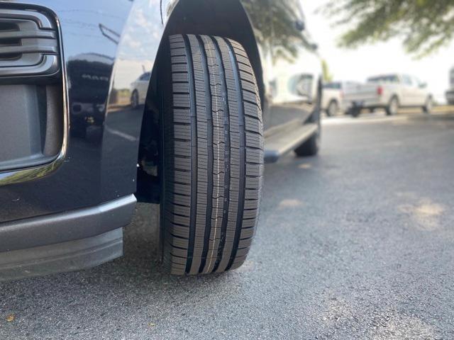 used 2022 Ford Expedition car, priced at $32,999