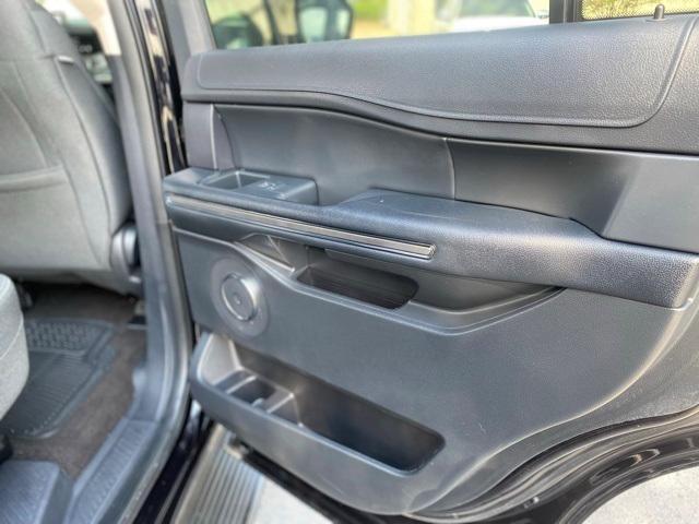 used 2022 Ford Expedition car, priced at $32,999