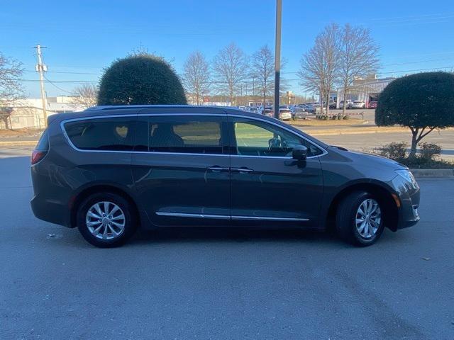 used 2018 Chrysler Pacifica car, priced at $18,538