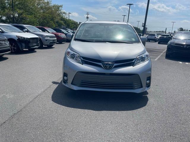 used 2020 Toyota Sienna car, priced at $34,604