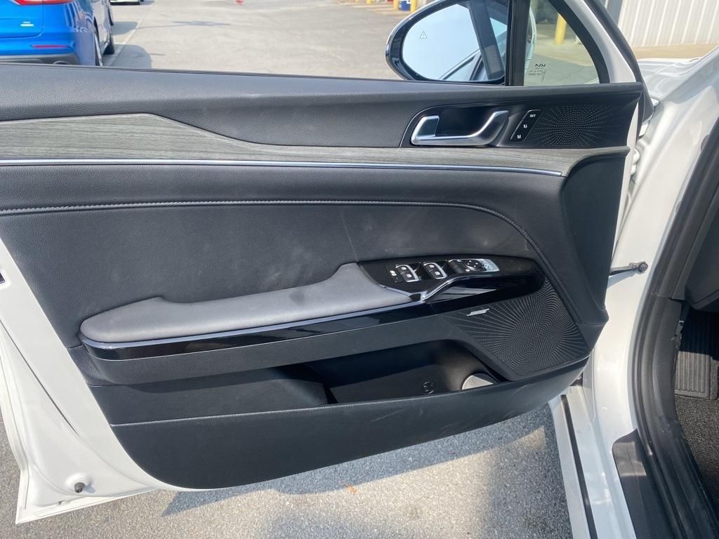 new 2025 Kia K5 car, priced at $36,325