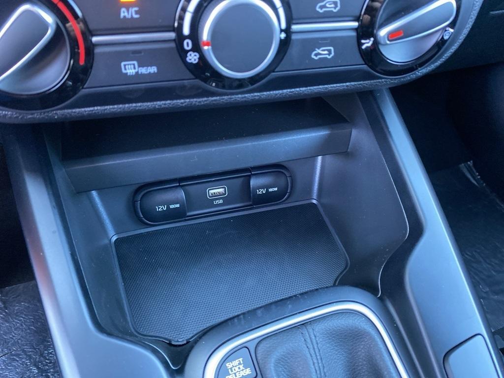 new 2025 Kia Soul car, priced at $22,685