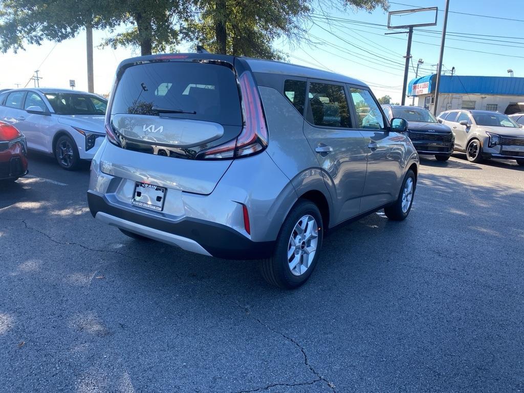 new 2025 Kia Soul car, priced at $22,685
