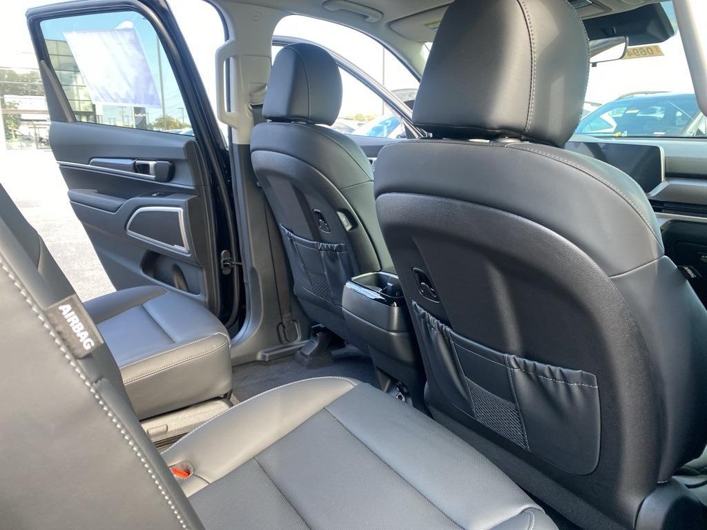 new 2025 Kia Telluride car, priced at $42,005