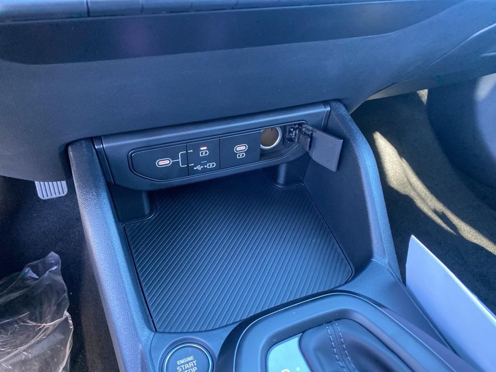 new 2025 Kia K4 car, priced at $24,580