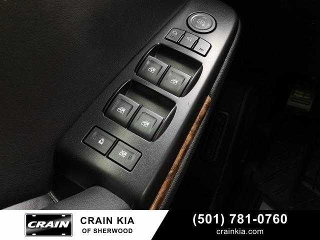 used 2019 Chevrolet Suburban car, priced at $33,156